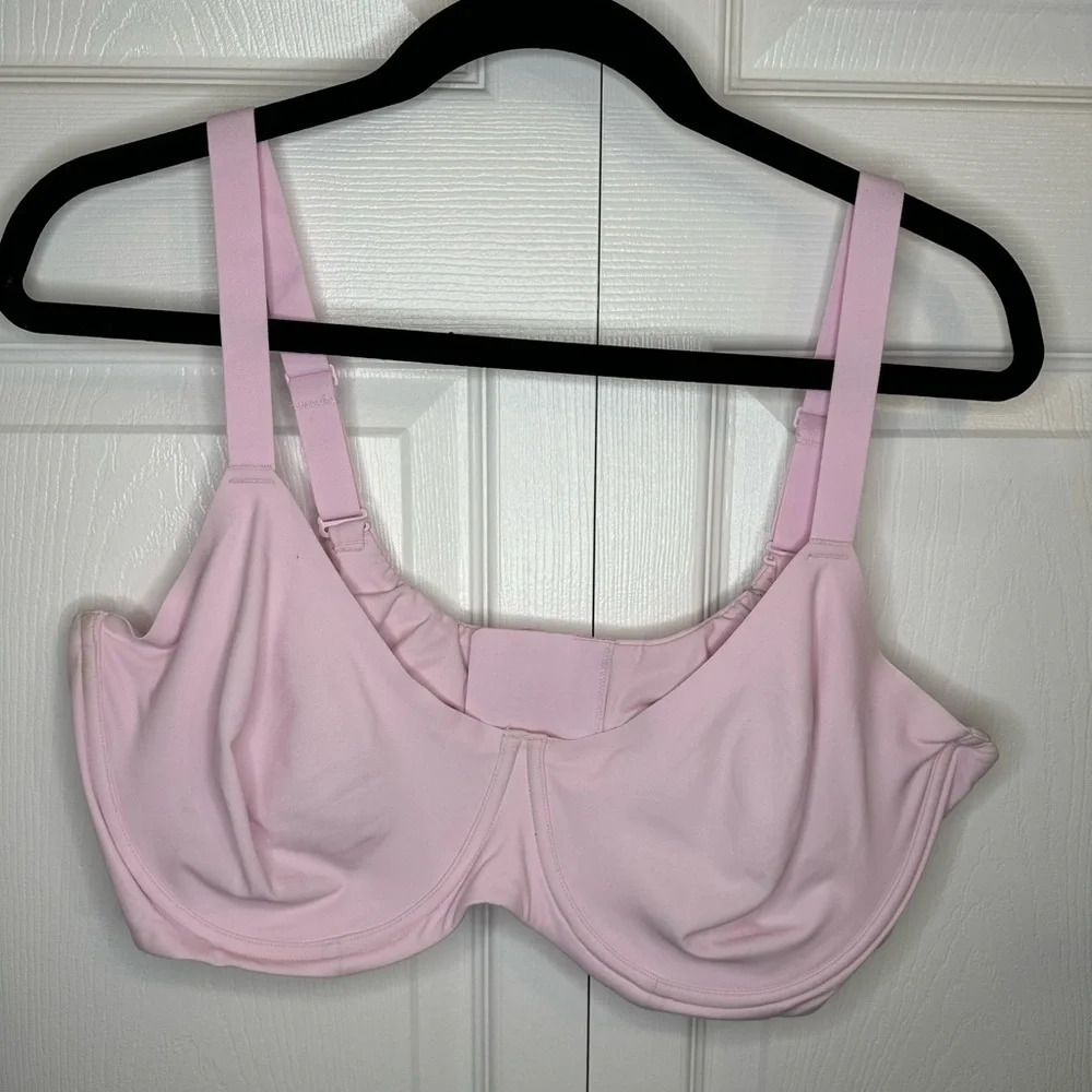 SKIMS Fits Everybody Unlined Demi Bra Sz.44D Cherry Blossom - Picture 1 of 4